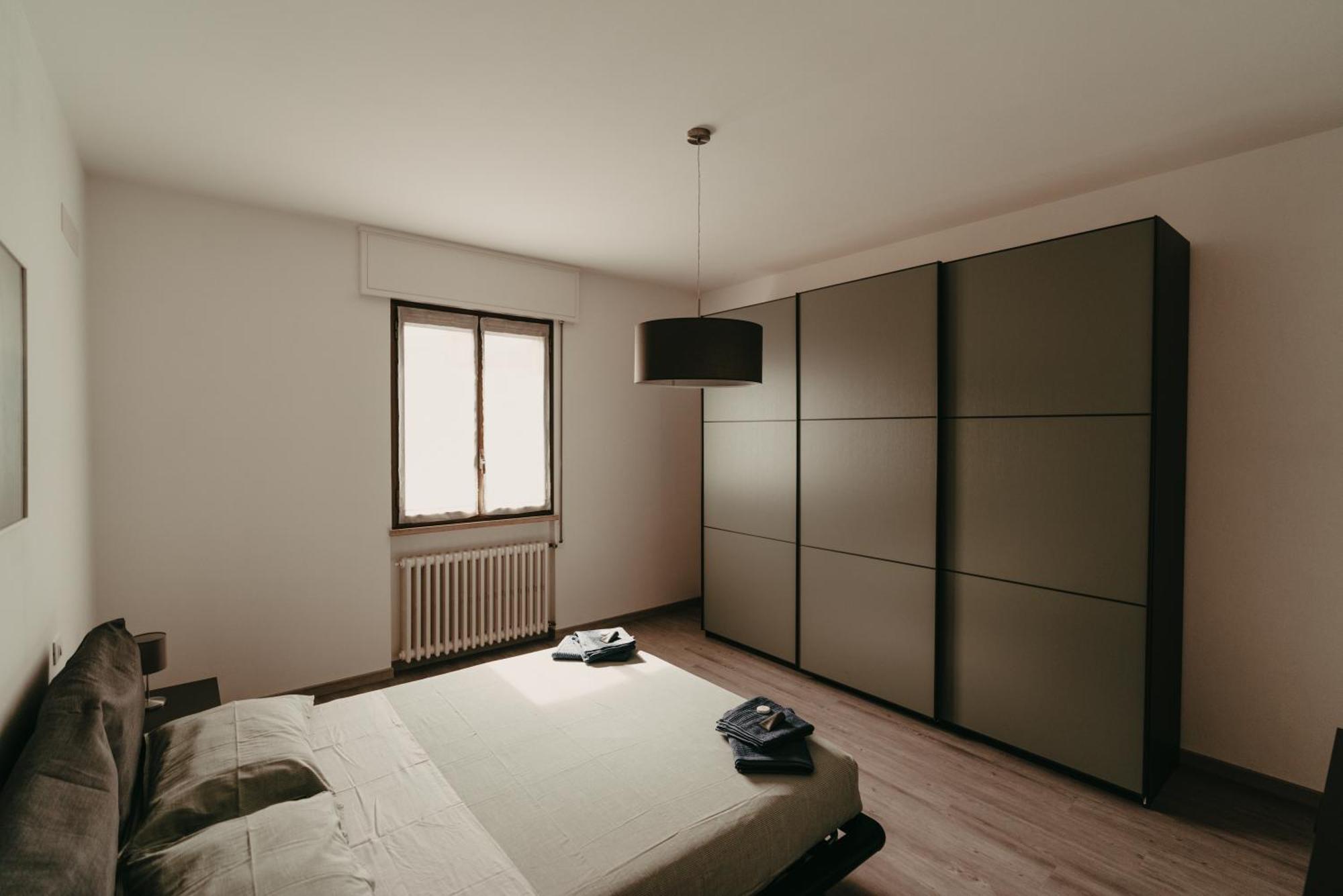 Casa Vacanze Domus Pompeo Ravenna Esterno foto